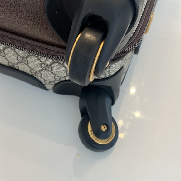 NWT GUCCI SAVOY SMALL CABIN TROLLEY - Picture 13 of 17